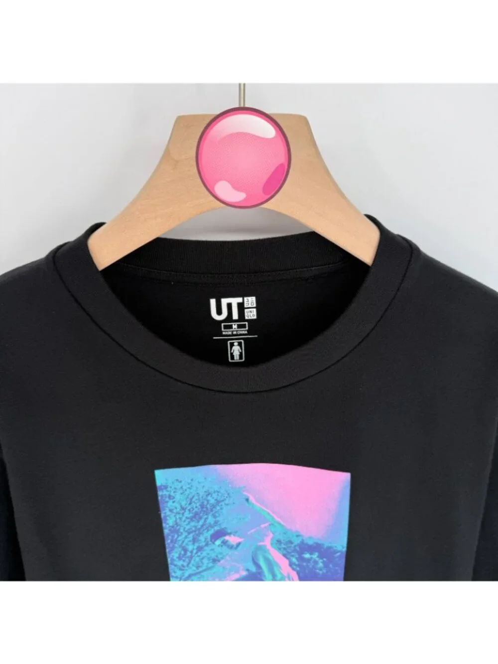 Uniqlo UT Skateboarder Let’s Hang Around And Be Cool T-Shirt‎ Black Men's Size M